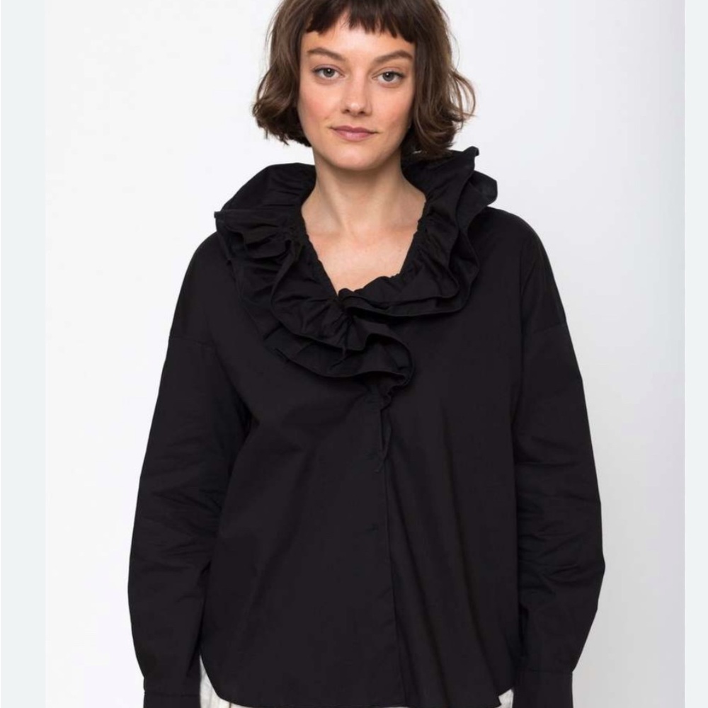 Susanne Bommer Navy Ruched Neck Blouse Sz 34 (US 4)